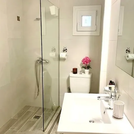 Koukaki Charm: 2br Haven In The Heart Of Athens! *